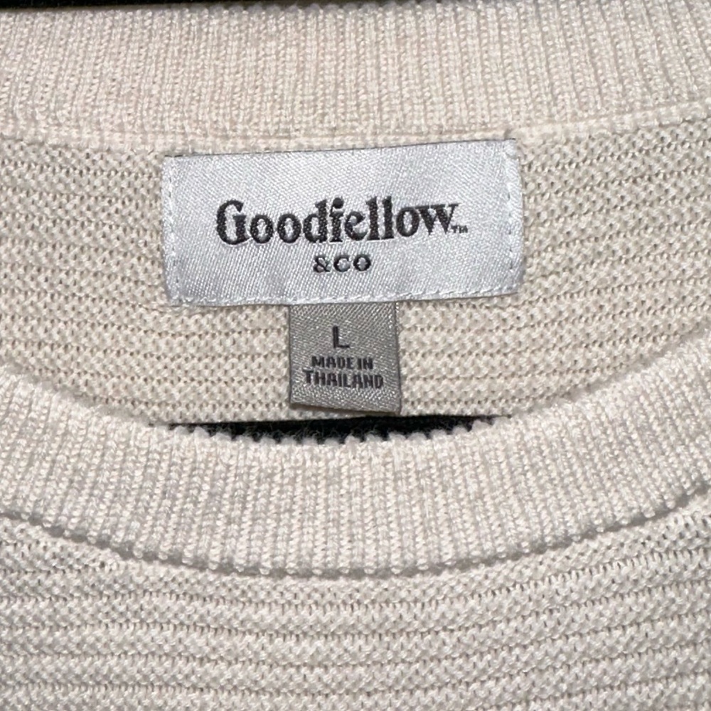 Goodfellow and co sweater - Picture 2 of 3